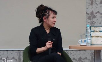 Wystawa "OLGA TOKARCZUK NA ŚWIECIE"