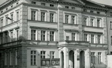 "Biblioteka to..." - sentymentalna podróż przez 75 lat historii oleśnickiej biblioteki publicznej!