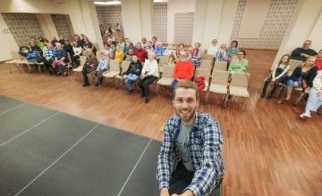 Fotorelacja ze spotkania z Michałem Brezdeniem