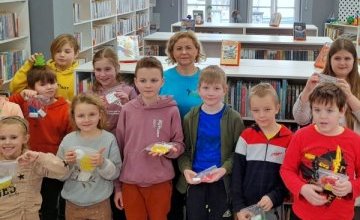 Czytamy i kreatywnie spędzamy czas w Bibliotece „Pod Sową”!