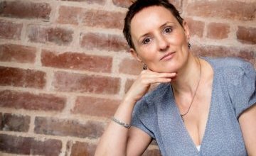 Porozmawiajmy o emocjach - spotkanie autorskie z Magdaleną Zarębską wokół książek „Będziesz serca biciem” i „Ciotka”.