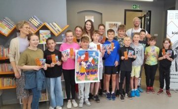 Wizyta piątoklasistów ze Szkoły Katolickiej w Oleśnickiej Bibliotece Publicznej im. Mikołaja Reja