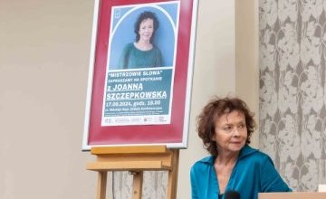 Mistrzyni słowa, Joanna Szczepkowska, gościem Biblioteki w Oleśnicy

