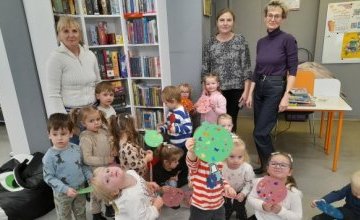 "Pszczółki" z Przedszkola Publicznego Zielone Ogrody w Bibliotece "Pod Sową"