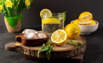Czytelnia zaprasza na zimną wodę z cytryną!