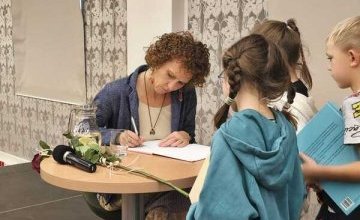 Spotkanie z popularną autorką książek dla dzieci - Anną Paszkiewicz