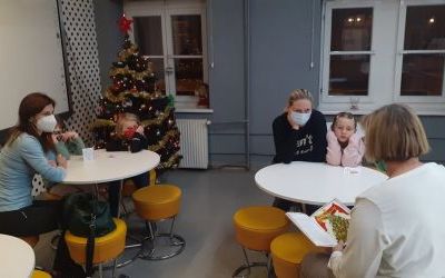 Uczestnicy zajęć w ramach Klubu Książkowych Jeżyków