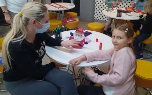 Uczestnicy zajęć w ramach Klubu Książkowych Jeżyków