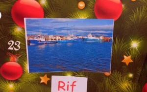 Prezenty świąteczne nadesłane z Islandii do Oleśnicy w ramach projektu "Listy do Mikołaja Reja"