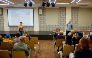 Spotkanie z Michałem Brezdeniem - "Nowa Zelandia - raj dla podróżnika?"