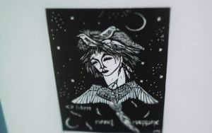 Plansza z XI międzynarodowej wystawy ekslibrisów i małych form graficznych "Ptaki świata. Podniebni wędrowcy"