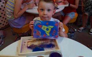 Fotorelacja z zajęć wakacyjnych w Bibliotece dla Dzieci i Młodzieży "Pod Sową"