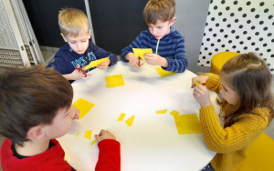 Fotorelacja z wizyty grupy "Zajączki" w Bibliotece "Pod Sową"