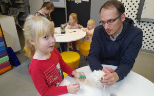 Uczestnicy zajęć w ramach Klubu Książkowych Jeżyków