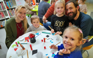 Uczestnicy zajęć w ramach Klubu Książkowych Jeżyków