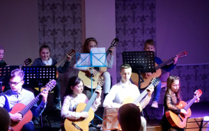 Fotorelacja z koncertu kolęd w oleśnickiej bibliotece