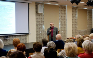 Spotkanie autorskie słuchaczy UTW z Julianem Hardym