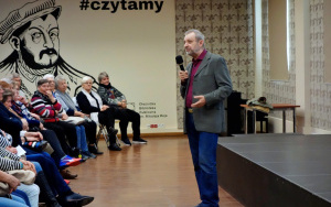 Spotkanie autorskie słuchaczy UTW z Julianem Hardym