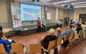 Fotorelacja ze spotkania wolontariuszy i uczestników projektu "Polska dla początkujących i zaawansowanych - podaj dalej"