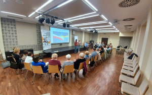 Fotorelacja ze spotkania wolontariuszy i uczestników projektu "Polska dla początkujących i zaawansowanych - podaj dalej"