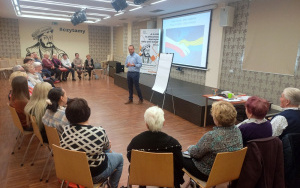 Fotorelacja ze spotkania wolontariuszy i uczestników projektu "Polska dla początkujących i zaawansowanych - podaj dalej"