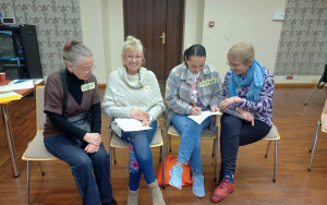 Fotorelacja ze spotkania wolontariuszy i uczestników projektu "Polska dla początkujących i zaawansowanych - podaj dalej"