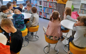 Fotorelacja z wizyty przedszkolaków w Bibliotece "Pod Sową"