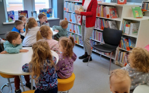 Fotorelacja z wizyty przedszkolaków w Bibliotece "Pod Sową"