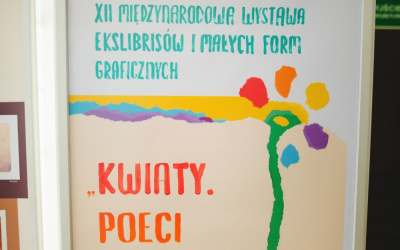 Plansza z XII Międzynarodowej Wystawy Ekslibrisów i Małych Form Graficznych Kwiaty. Poeci Ziemi