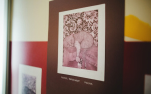 Plansza z XII Międzynarodowej Wystawy Ekslibrisów i Małych Form Graficznych Kwiaty. Poeci Ziemi