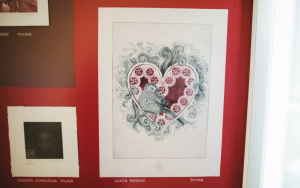 Plansza z XII Międzynarodowej Wystawy Ekslibrisów i Małych Form Graficznych Kwiaty. Poeci Ziemi