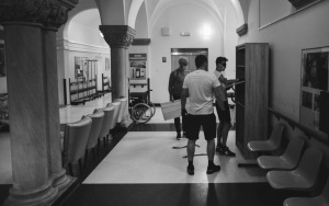 Fotorelacja z dostawy książek do Dolonośląskiego Centrum Onkologii