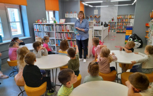 Fotorelacja z wizyty przedszkolaków w Bibliotece "Pod Sową"