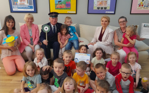 Fotorelacja z akcji czytania dzieciom w Bibliotece Pod Pegazem