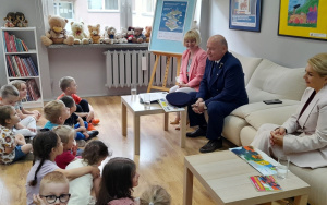 Fotorelacja z akcji czytania dzieciom w Bibliotece Pod Pegazem