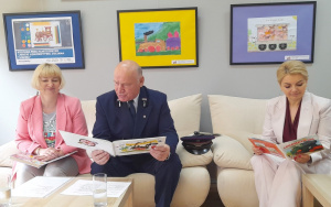 Fotorelacja z akcji czytania dzieciom w Bibliotece Pod Pegazem (2)