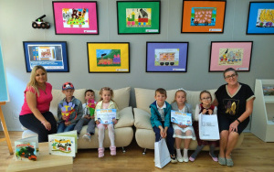 Fotorelacja z wizyty przedszkolaków w Bibliotece Pod Pegazem