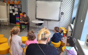 Fotorelacja z akcji czytania dzieciom w Bibliotece "Pod Sową"