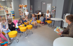 Fotorelacja z akcji czytania dzieciom w Bibliotece "Pod Sową"