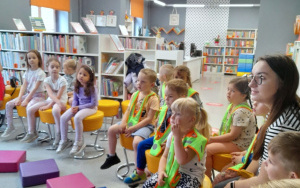 Fotorelacja z akcji czytania dzieciom w Bibliotece "Pod Sową"