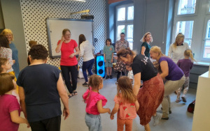 Uczestnicy zajęć w ramach Klubu Książkowych Jeżyków