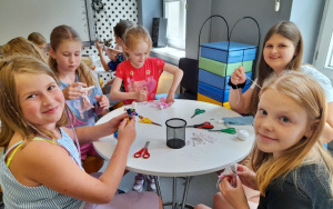 Uczestnicy zajęć w ramach akcji "Sowie lato"