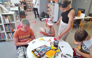 Uczestnicy zajęć w ramach akcji "Sowie lato"