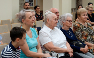 Fotorelacja z wernisażu wystawy "100 na 100"