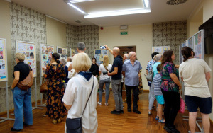 Fotorelacja z wernisażu wystawy "100 na 100"