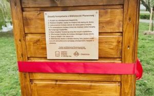 Fotorelacja z otwarcia biblioteczki plenerowej w Parku nad Stawami