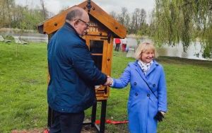 Fotorelacja z otwarcia biblioteczki plenerowej w Parku nad Stawami
