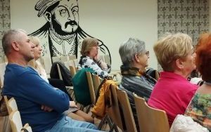 Fotorelacja ze spotkania autorskiego z Joanną Jax