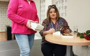 Fotorelacja ze spotkania autorskiego z Joanną Jax