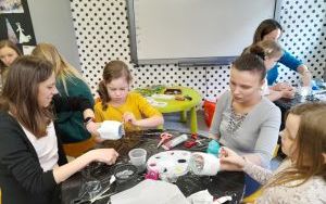 Uczestnicy zajęć w ramach Klubu Książkowych Jeżyków